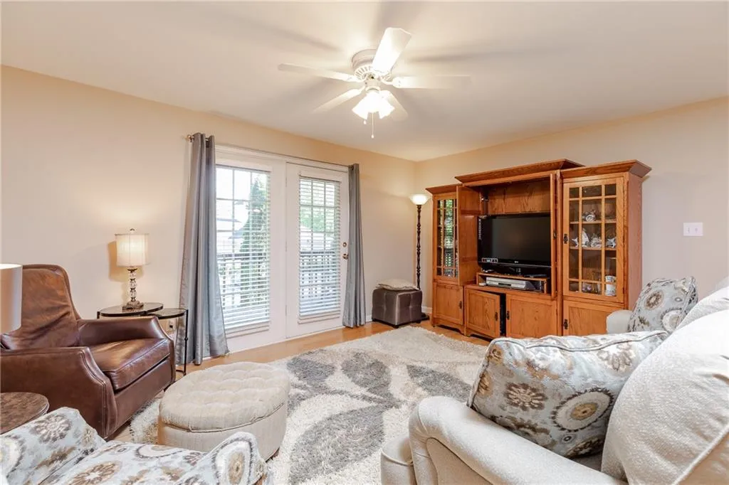 1608 Brighton Point, Sandy Springs, Georgia 30328, 3 Bedrooms Bedrooms, ,2 BathroomsBathrooms,Residential,Sold,1608 Brighton Point,6540688