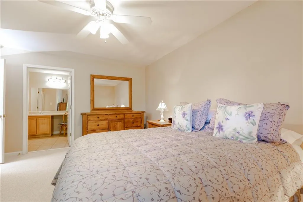 1608 Brighton Point, Sandy Springs, Georgia 30328, 3 Bedrooms Bedrooms, ,2 BathroomsBathrooms,Residential,Sold,1608 Brighton Point,6540688