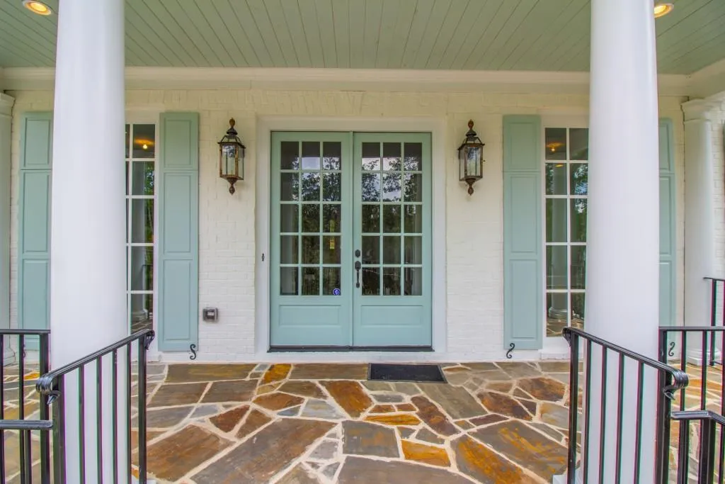 1124 Dawn View Lane Nw, Atlanta, Georgia 30327, 5 Bedrooms Bedrooms, ,5 BathroomsBathrooms,Residential,Sold,1124 Dawn View Lane Nw,5743607