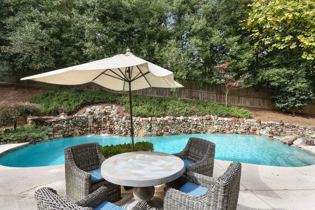 135 Bayvale Court, Atlanta, Georgia 30328, 3 Bedrooms Bedrooms, ,3 BathroomsBathrooms,Residential,Sold,135 Bayvale Court,5929365