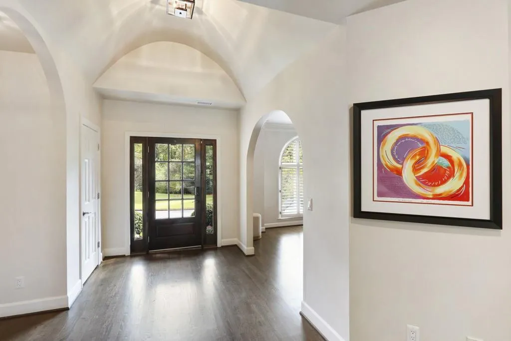 135 Bayvale Court, Atlanta, Georgia 30328, 3 Bedrooms Bedrooms, ,3 BathroomsBathrooms,Residential,Sold,135 Bayvale Court,5929365