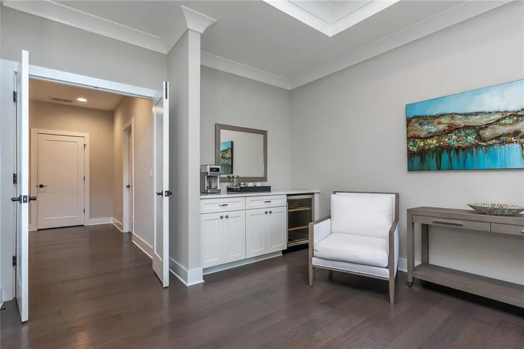 6394 Lucent Lane, Sandy Springs, Georgia 30328, 6 Bedrooms Bedrooms, ,5 BathroomsBathrooms,Residential,Sold,6394 Lucent Lane,6812885