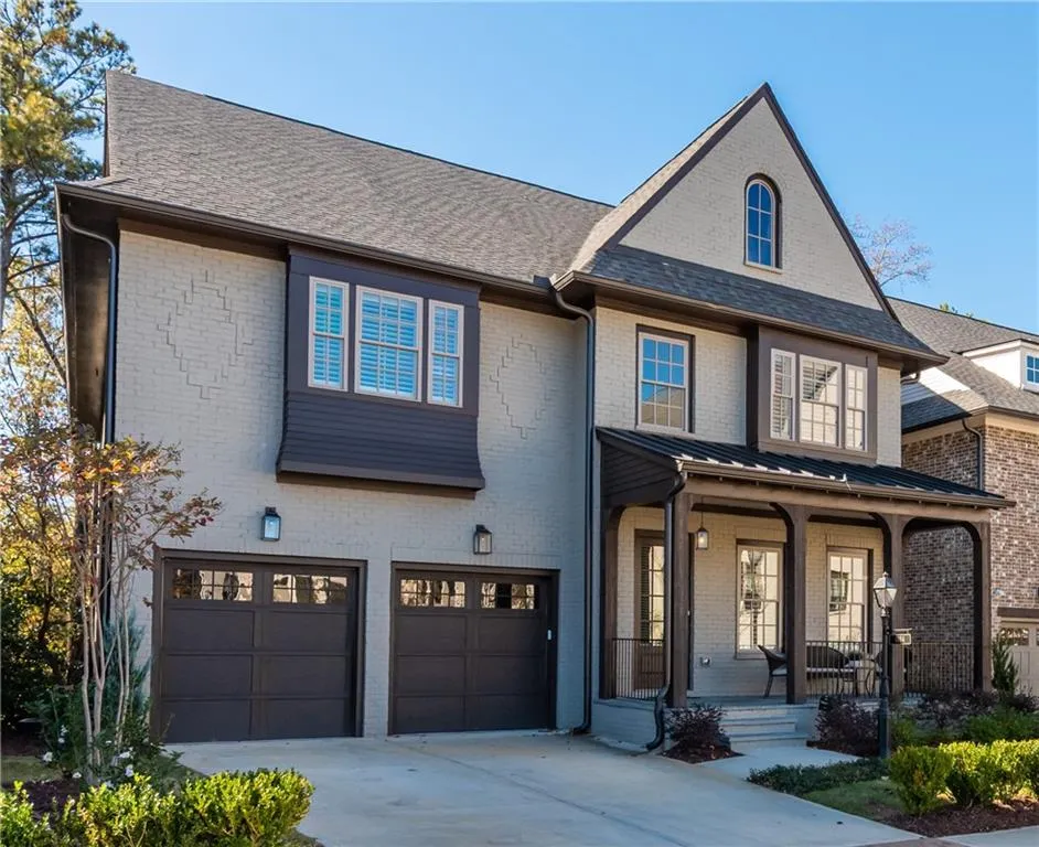 6394 Lucent Lane, Sandy Springs, Georgia 30328, 6 Bedrooms Bedrooms, ,5 BathroomsBathrooms,Residential,Sold,6394 Lucent Lane,6812885