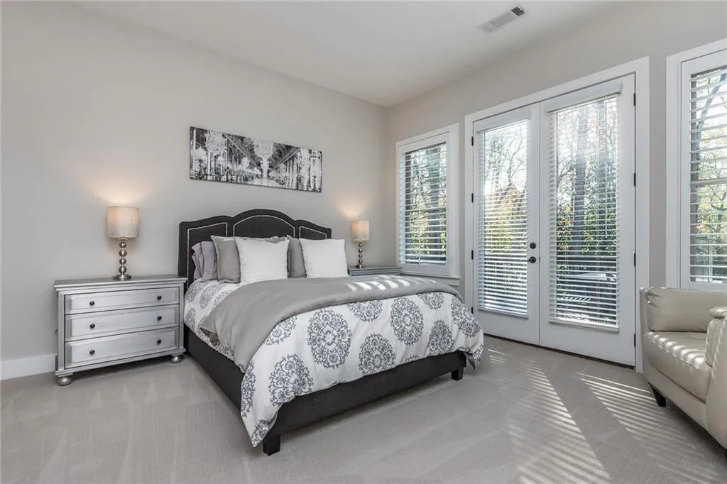 6394 Lucent Lane, Sandy Springs, Georgia 30328, 6 Bedrooms Bedrooms, ,5 BathroomsBathrooms,Residential,Sold,6394 Lucent Lane,6812885