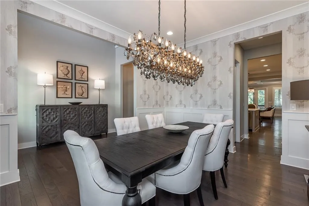 6394 Lucent Lane, Sandy Springs, Georgia 30328, 6 Bedrooms Bedrooms, ,5 BathroomsBathrooms,Residential,Sold,6394 Lucent Lane,6812885