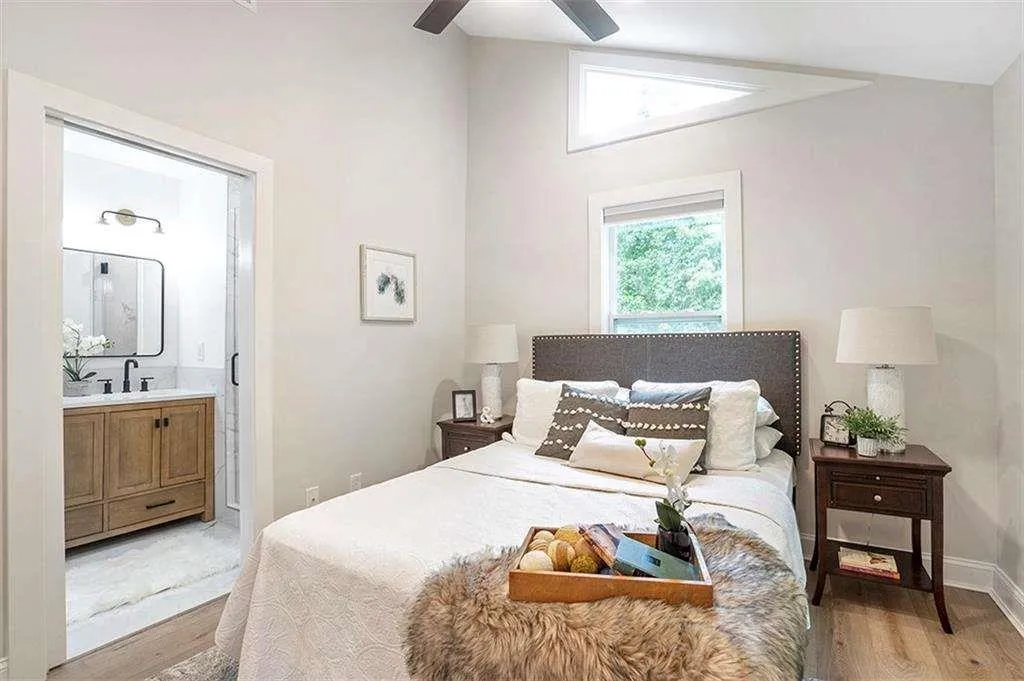 2294 Hill Street Nw, Atlanta, Georgia 30318, 3 Bedrooms Bedrooms, ,2 BathroomsBathrooms,Residential,For Sale,2294 Hill Street Nw,7626179
