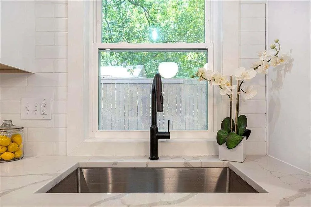 2294 Hill Street Nw, Atlanta, Georgia 30318, 3 Bedrooms Bedrooms, ,2 BathroomsBathrooms,Residential,For Sale,2294 Hill Street Nw,7626179