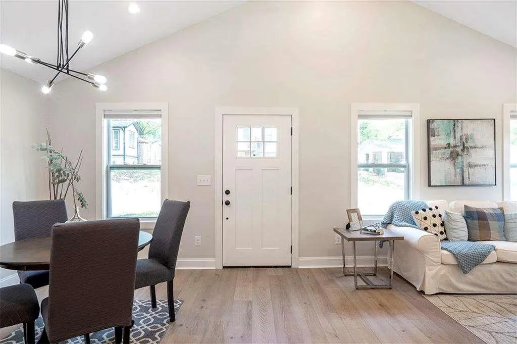 2294 Hill Street Nw, Atlanta, Georgia 30318, 3 Bedrooms Bedrooms, ,2 BathroomsBathrooms,Residential,For Sale,2294 Hill Street Nw,7626179
