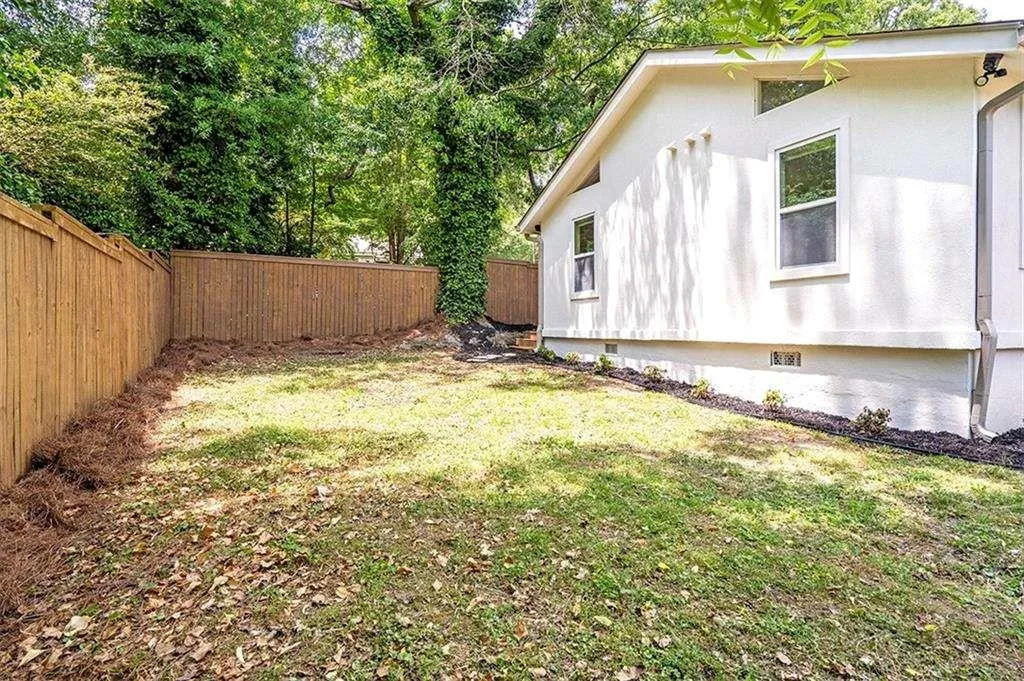 2294 Hill Street Nw, Atlanta, Georgia 30318, 3 Bedrooms Bedrooms, ,2 BathroomsBathrooms,Residential,For Sale,2294 Hill Street Nw,7626179