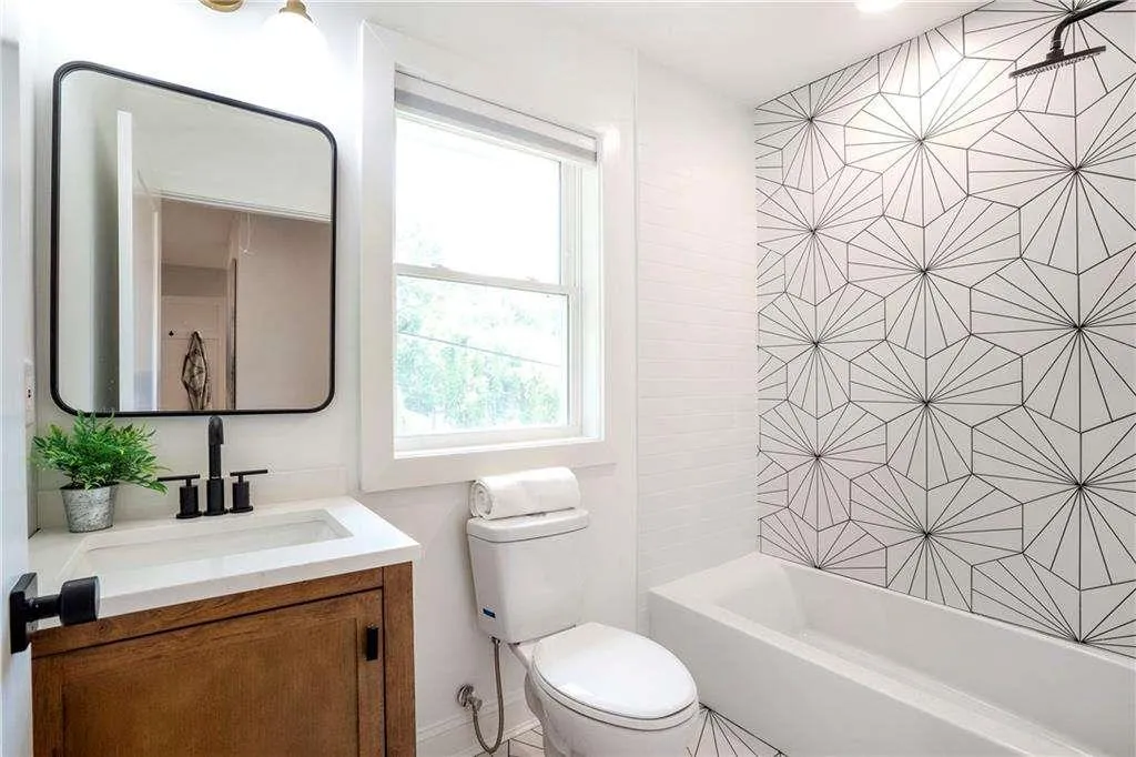 2294 Hill Street Nw, Atlanta, Georgia 30318, 3 Bedrooms Bedrooms, ,2 BathroomsBathrooms,Residential,For Sale,2294 Hill Street Nw,7626179