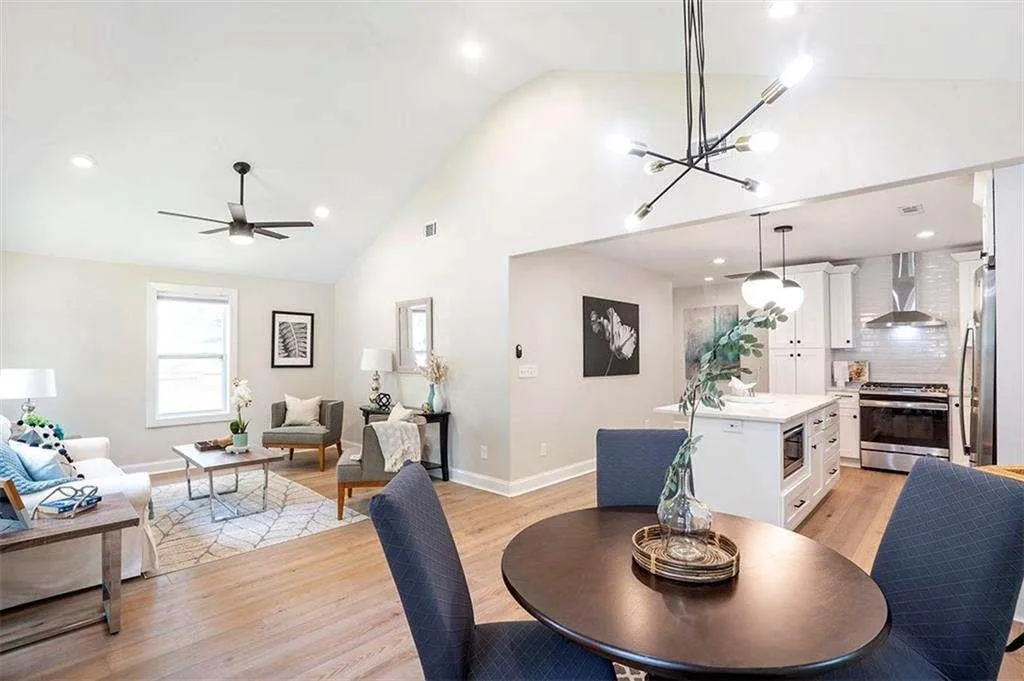 2294 Hill Street Nw, Atlanta, Georgia 30318, 3 Bedrooms Bedrooms, ,2 BathroomsBathrooms,Residential,For Sale,2294 Hill Street Nw,7626179