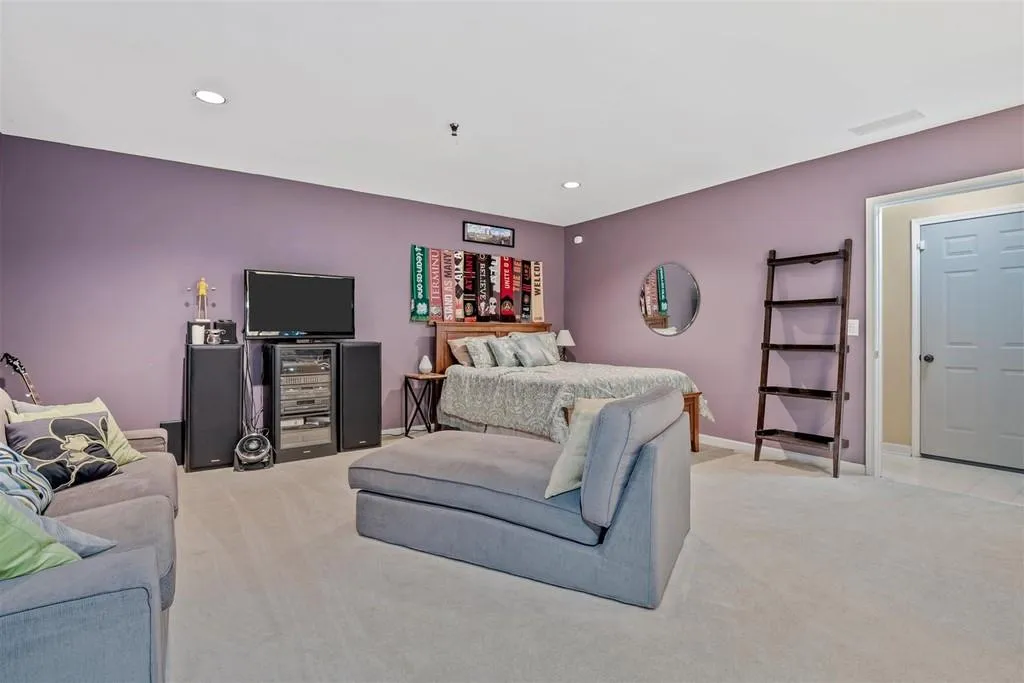 8595 Hope Mews Court, Atlanta, Georgia 30350, 2 Bedrooms Bedrooms, ,2 BathroomsBathrooms,Residential,Sold,8595 Hope Mews Court,6825445