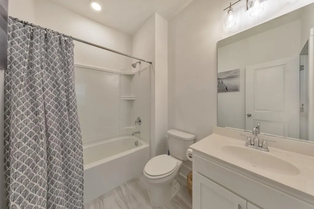 1519 Layton Lane Nw, Atlanta, Georgia 30318, 3 Bedrooms Bedrooms, ,3 BathroomsBathrooms,Residential,For Sale,1519 Layton Lane Nw,7612710