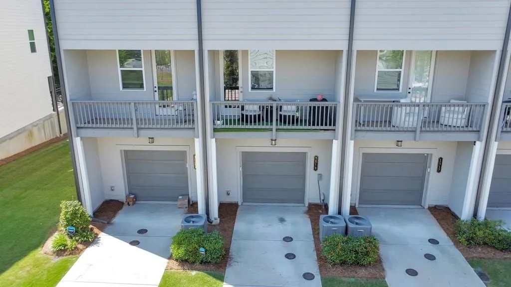 1519 Layton Lane Nw, Atlanta, Georgia 30318, 3 Bedrooms Bedrooms, ,3 BathroomsBathrooms,Residential,For Sale,1519 Layton Lane Nw,7612710