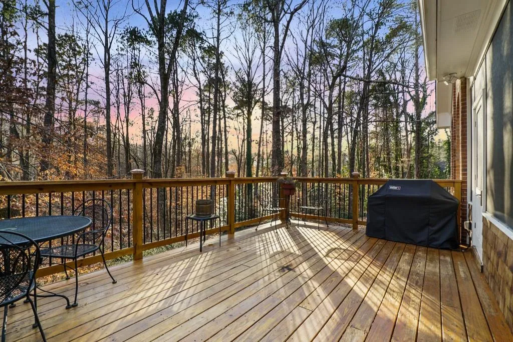 340 Fauna Court, Sandy Springs, Georgia 30350, 4 Bedrooms Bedrooms, ,4 BathroomsBathrooms,Residential,Sold,340 Fauna Court,6822738