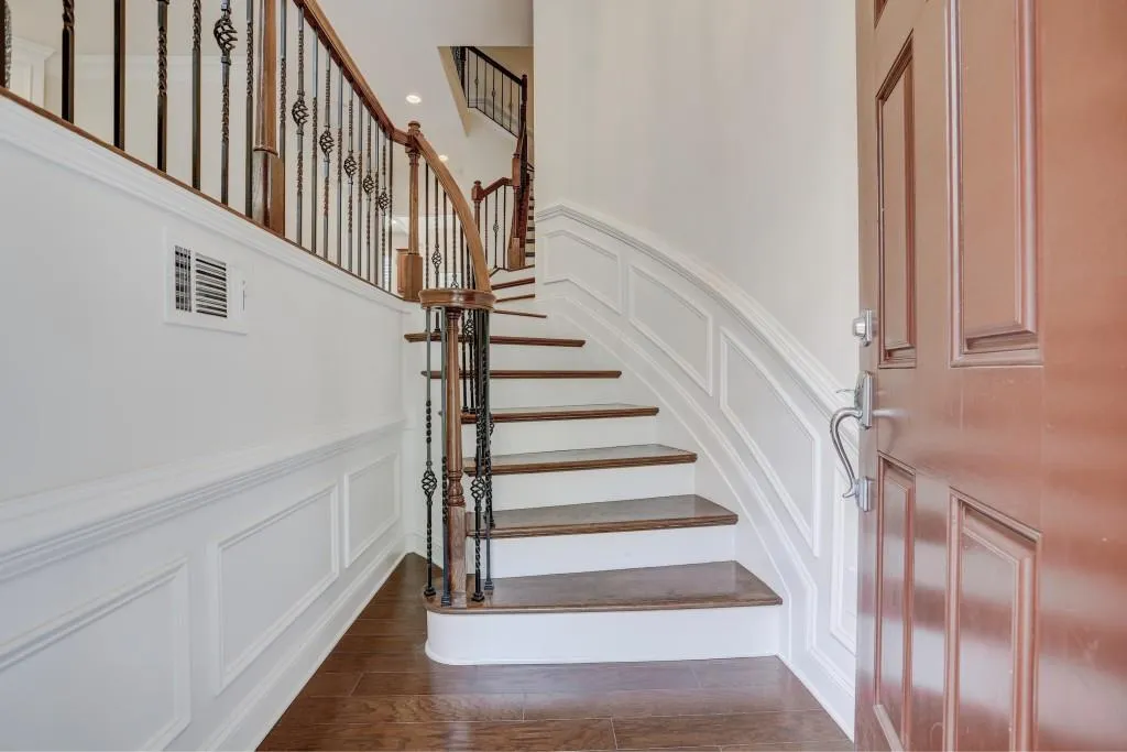 1087 East Paces Lane Ne Unit 1087, Atlanta, Georgia 30326, 4 Bedrooms Bedrooms, ,3 BathroomsBathrooms,Residential,Sold,1087 East Paces Lane Ne Unit 1087,6027499