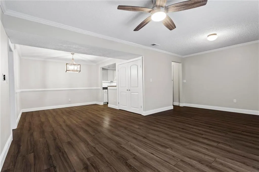 6900 Roswell Road Unit 20q, Sandy Springs, Georgia 30328, 2 Bedrooms Bedrooms, ,2 BathroomsBathrooms,Residential,Sold,6900 Roswell Road Unit 20q,7494106
