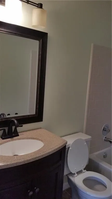 801 Wedgewood Way, Sandy Springs, Georgia 30350, 3 Bedrooms Bedrooms, ,2 BathroomsBathrooms,Residential,Sold,801 Wedgewood Way,5628432