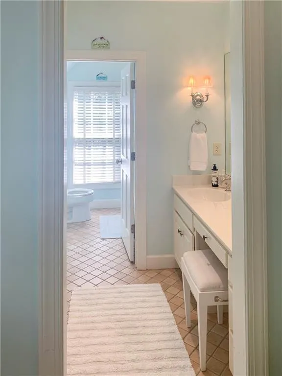 185 Trimble Crest Drive, Sandy Springs, Georgia 30342, 4 Bedrooms Bedrooms, ,5 BathroomsBathrooms,Residential,Sold,185 Trimble Crest Drive,6771510