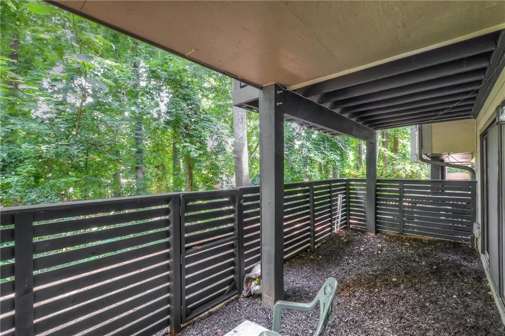 12 Forrest Place, Sandy Springs, Georgia 30328, 3 Bedrooms Bedrooms, ,3 BathroomsBathrooms,Residential,Sold,12 Forrest Place,6058939