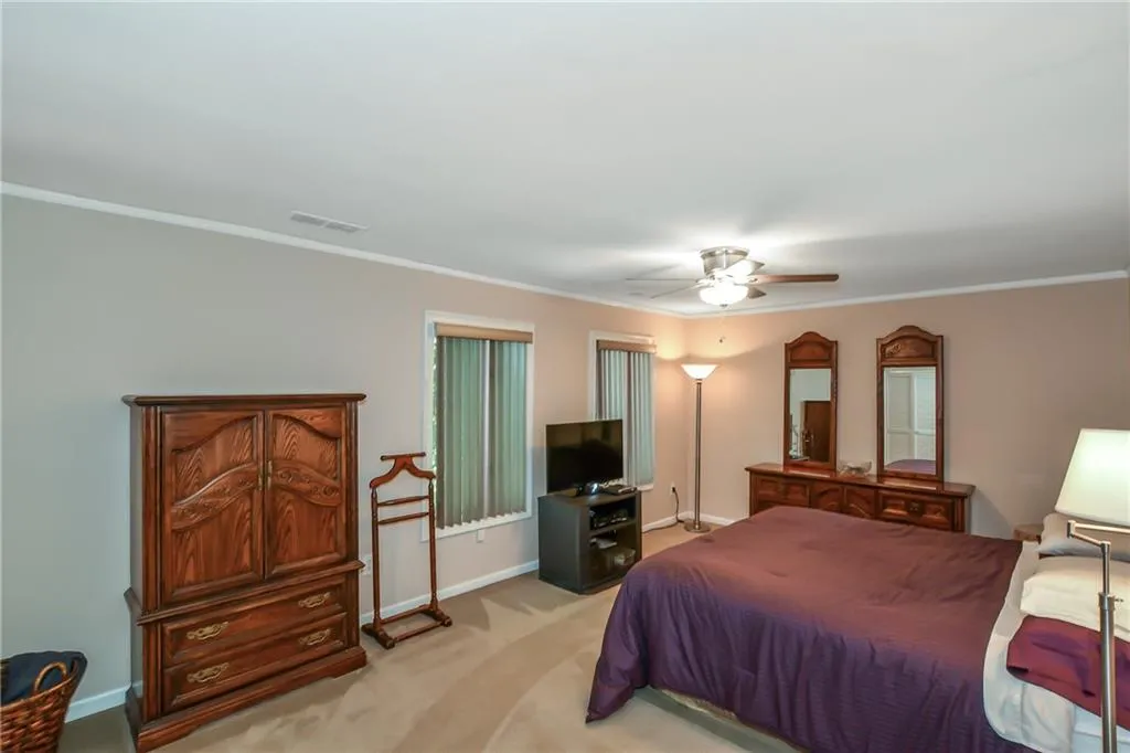 12 Forrest Place, Sandy Springs, Georgia 30328, 3 Bedrooms Bedrooms, ,3 BathroomsBathrooms,Residential,Sold,12 Forrest Place,6058939