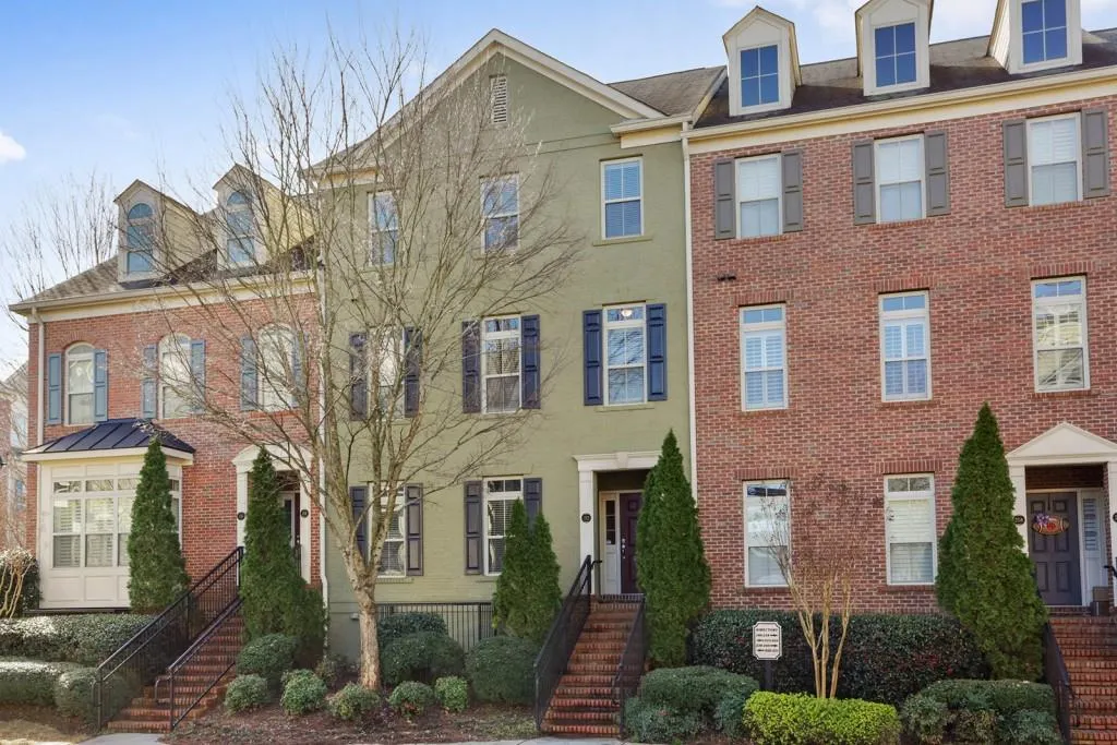 210 Le Gran Cove, Atlanta, Georgia 30328, 3 Bedrooms Bedrooms, ,2 BathroomsBathrooms,Residential,Sold,210 Le Gran Cove,6509488