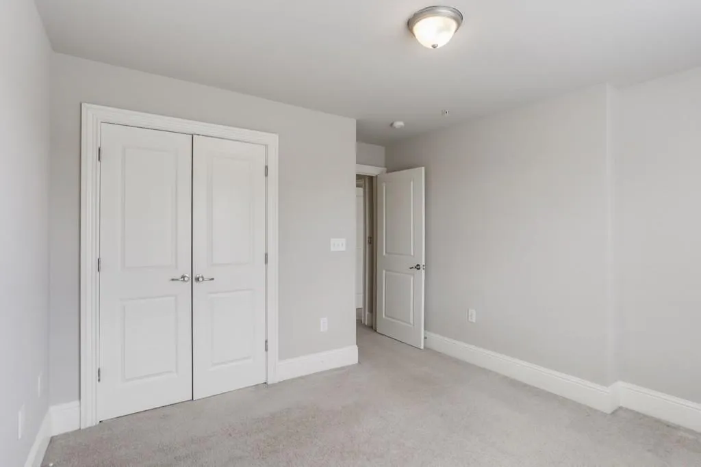 210 Le Gran Cove, Atlanta, Georgia 30328, 3 Bedrooms Bedrooms, ,2 BathroomsBathrooms,Residential,Sold,210 Le Gran Cove,6509488