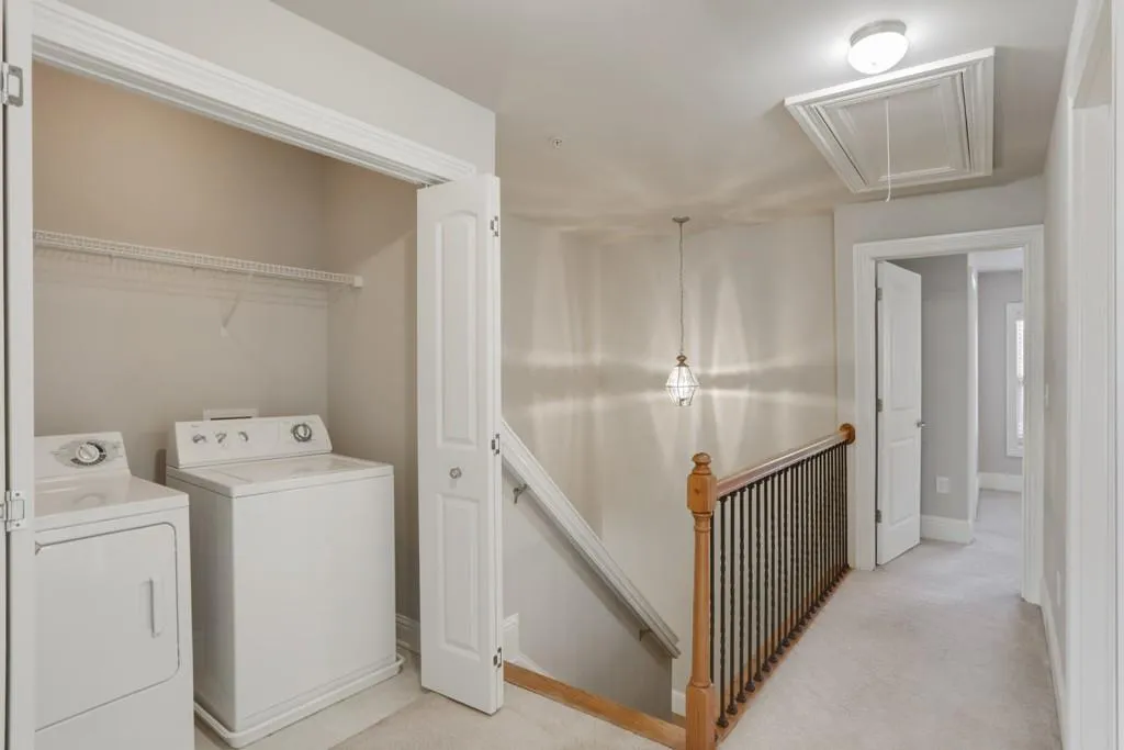 210 Le Gran Cove, Atlanta, Georgia 30328, 3 Bedrooms Bedrooms, ,2 BathroomsBathrooms,Residential,Sold,210 Le Gran Cove,6509488