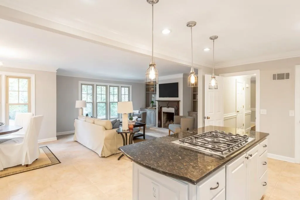 75 Dunhill Court, Sandy Springs, Georgia 30328, 4 Bedrooms Bedrooms, ,4 BathroomsBathrooms,Residential,Sold,75 Dunhill Court,6098214