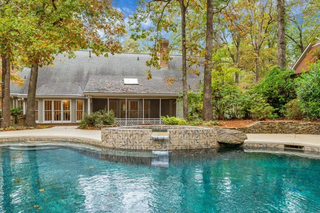 75 Dunhill Court, Sandy Springs, Georgia 30328, 4 Bedrooms Bedrooms, ,4 BathroomsBathrooms,Residential,Sold,75 Dunhill Court,6098214