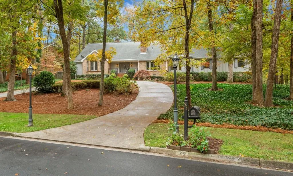 75 Dunhill Court, Sandy Springs, Georgia 30328, 4 Bedrooms Bedrooms, ,4 BathroomsBathrooms,Residential,Sold,75 Dunhill Court,6098214