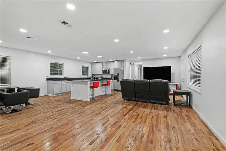 2216 Chestnut Log Drive, Lithia Springs, Georgia 30122