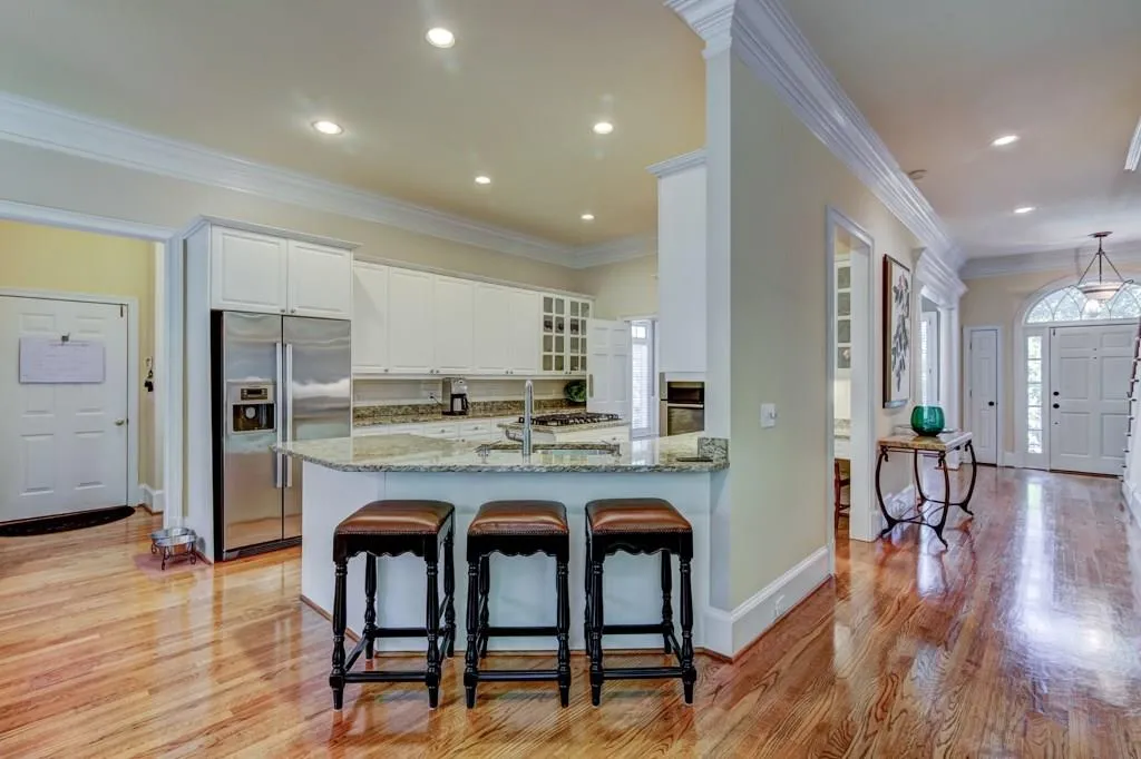 4525 Crestwicke Pointe, Atlanta, Georgia 30319, 4 Bedrooms Bedrooms, ,4 BathroomsBathrooms,Residential,Sold,4525 Crestwicke Pointe,6024027