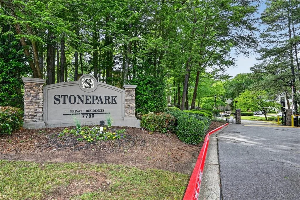 7001 Wingate Way, Atlanta, Georgia 30350, 2 Bedrooms Bedrooms, ,2 BathroomsBathrooms,Residential,For Sale,7001 Wingate Way,7764014