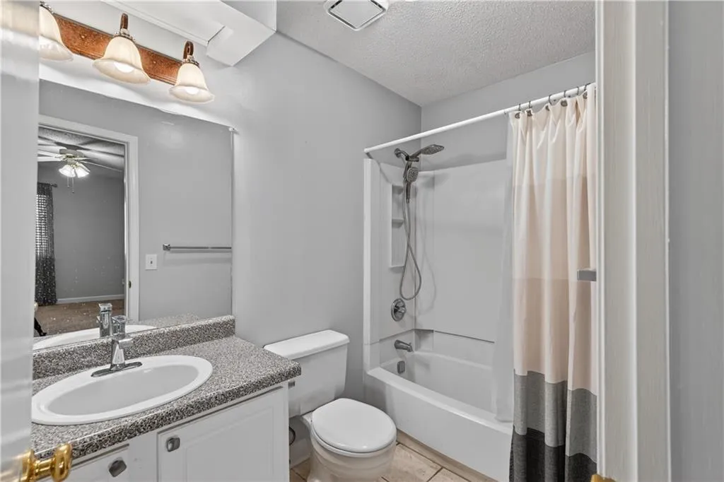 7001 Wingate Way, Atlanta, Georgia 30350, 2 Bedrooms Bedrooms, ,2 BathroomsBathrooms,Residential,For Sale,7001 Wingate Way,7764014