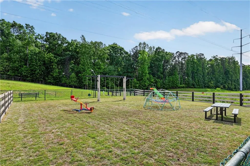 7001 Wingate Way, Atlanta, Georgia 30350, 2 Bedrooms Bedrooms, ,2 BathroomsBathrooms,Residential,For Sale,7001 Wingate Way,7764014