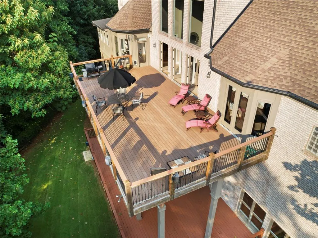 1650 Powers Ridge Place, Sandy Springs, Georgia 30327, 6 Bedrooms Bedrooms, ,5 BathroomsBathrooms,Residential,Sold,1650 Powers Ridge Place,6918267