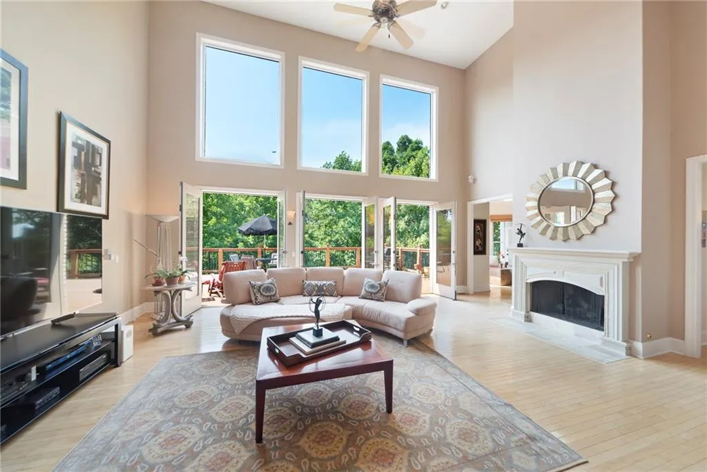 1650 Powers Ridge Place, Sandy Springs, Georgia 30327, 6 Bedrooms Bedrooms, ,5 BathroomsBathrooms,Residential,Sold,1650 Powers Ridge Place,6918267