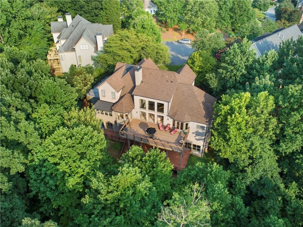 1650 Powers Ridge Place, Sandy Springs, Georgia 30327, 6 Bedrooms Bedrooms, ,5 BathroomsBathrooms,Residential,Sold,1650 Powers Ridge Place,6918267