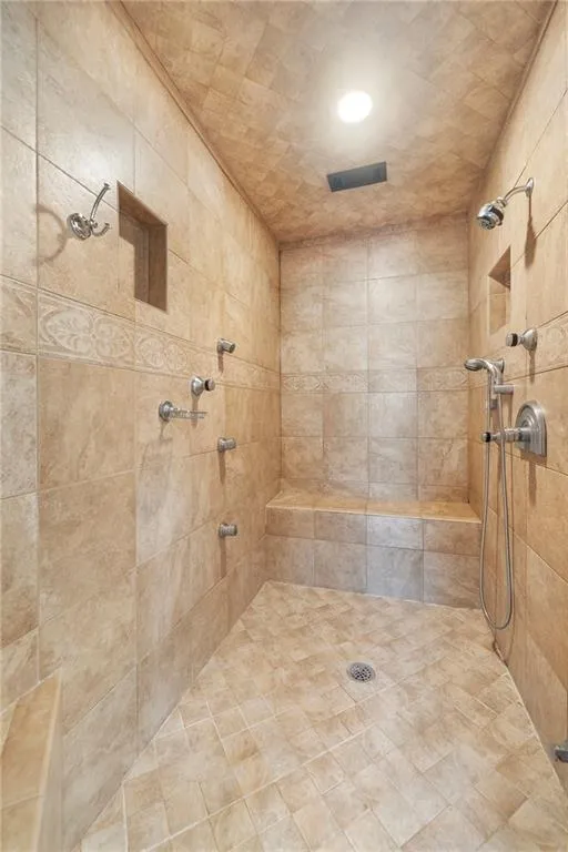 1650 Powers Ridge Place, Sandy Springs, Georgia 30327, 6 Bedrooms Bedrooms, ,5 BathroomsBathrooms,Residential,Sold,1650 Powers Ridge Place,6918267