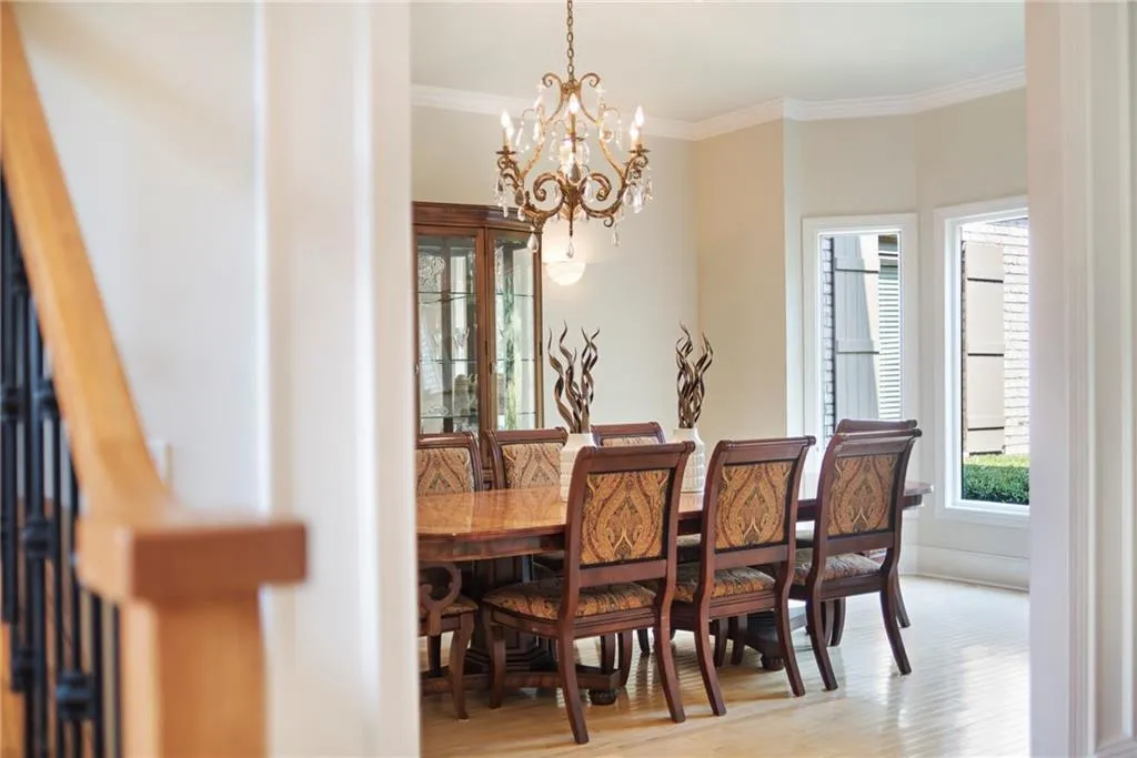 1650 Powers Ridge Place, Sandy Springs, Georgia 30327, 6 Bedrooms Bedrooms, ,5 BathroomsBathrooms,Residential,Sold,1650 Powers Ridge Place,6918267