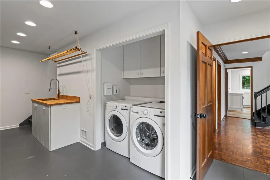 7632 Auden Trail, Atlanta, Georgia 30350, 5 Bedrooms Bedrooms, ,3 BathroomsBathrooms,Residential,For Sale,7632 Auden Trail,7632240