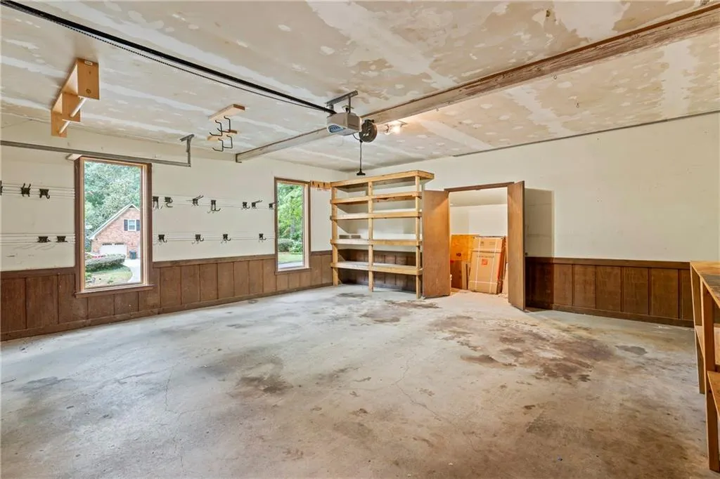 7632 Auden Trail, Atlanta, Georgia 30350, 5 Bedrooms Bedrooms, ,3 BathroomsBathrooms,Residential,For Sale,7632 Auden Trail,7632240