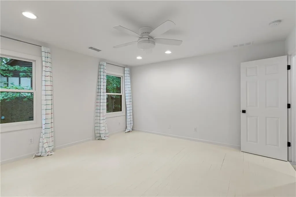 7632 Auden Trail, Atlanta, Georgia 30350, 5 Bedrooms Bedrooms, ,3 BathroomsBathrooms,Residential,For Sale,7632 Auden Trail,7632240