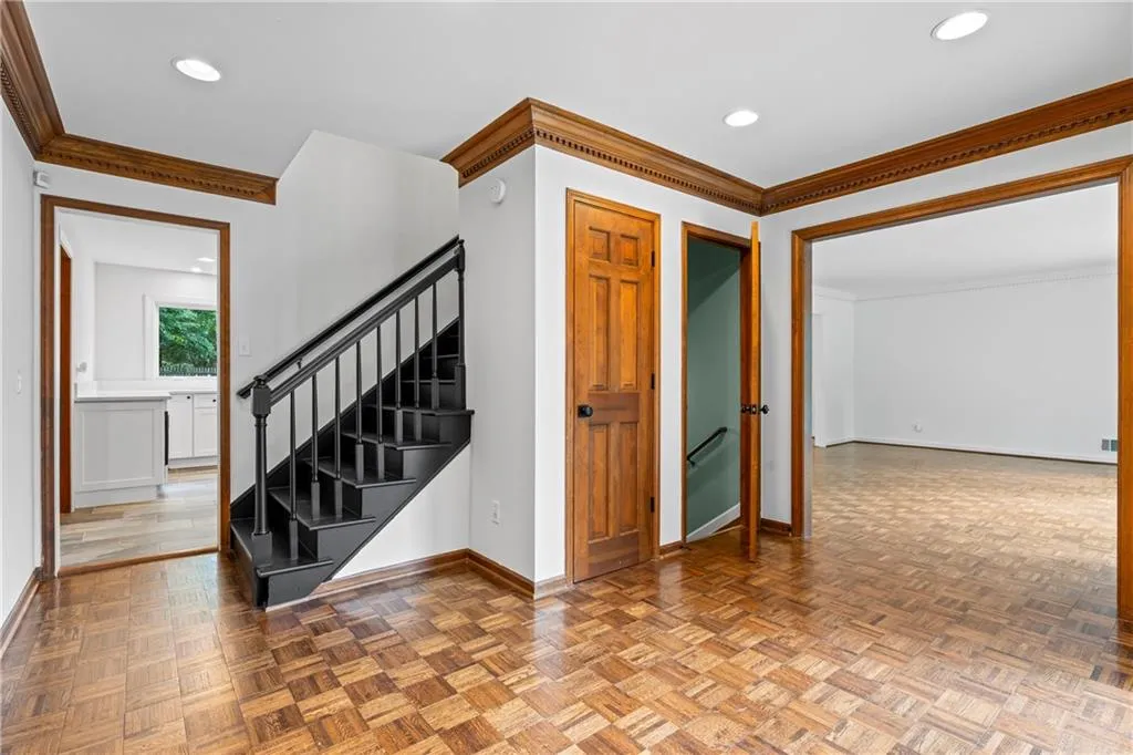 7632 Auden Trail, Atlanta, Georgia 30350, 5 Bedrooms Bedrooms, ,3 BathroomsBathrooms,Residential,For Sale,7632 Auden Trail,7632240