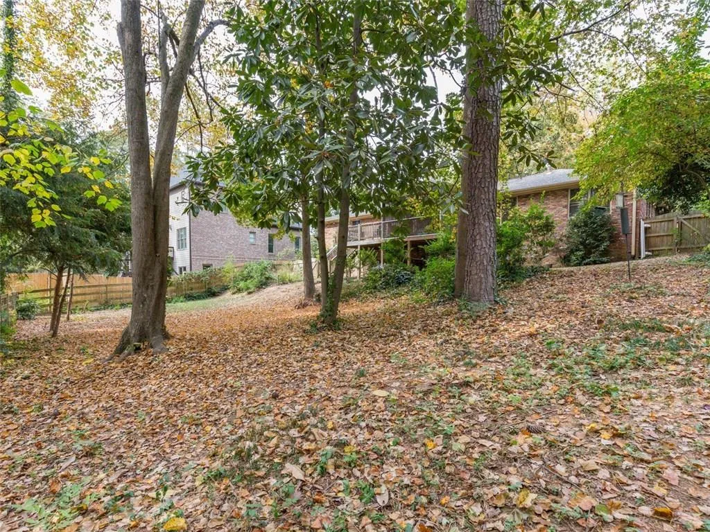 445 Windsor Parkway, Sandy Springs, Georgia 30342, 3 Bedrooms Bedrooms, ,2 BathroomsBathrooms,Residential,Sold,445 Windsor Parkway,5768700