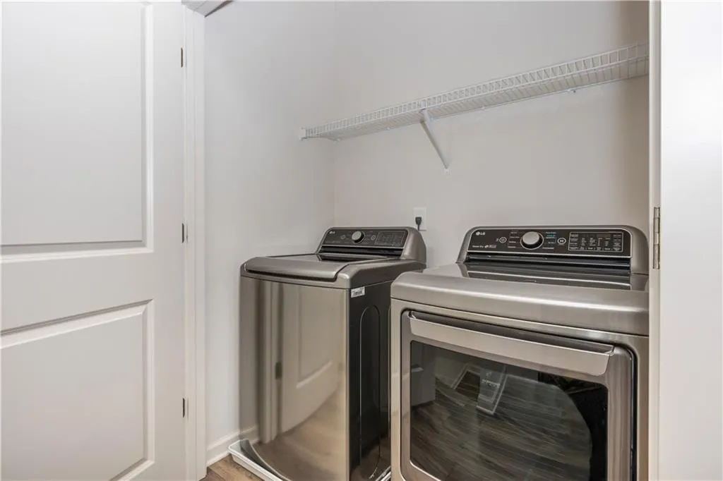 4403 Gillon Circle Se, Atlanta, Georgia 30339, 3 Bedrooms Bedrooms, ,3 BathroomsBathrooms,Residential,For Sale,4403 Gillon Circle Se,7630073