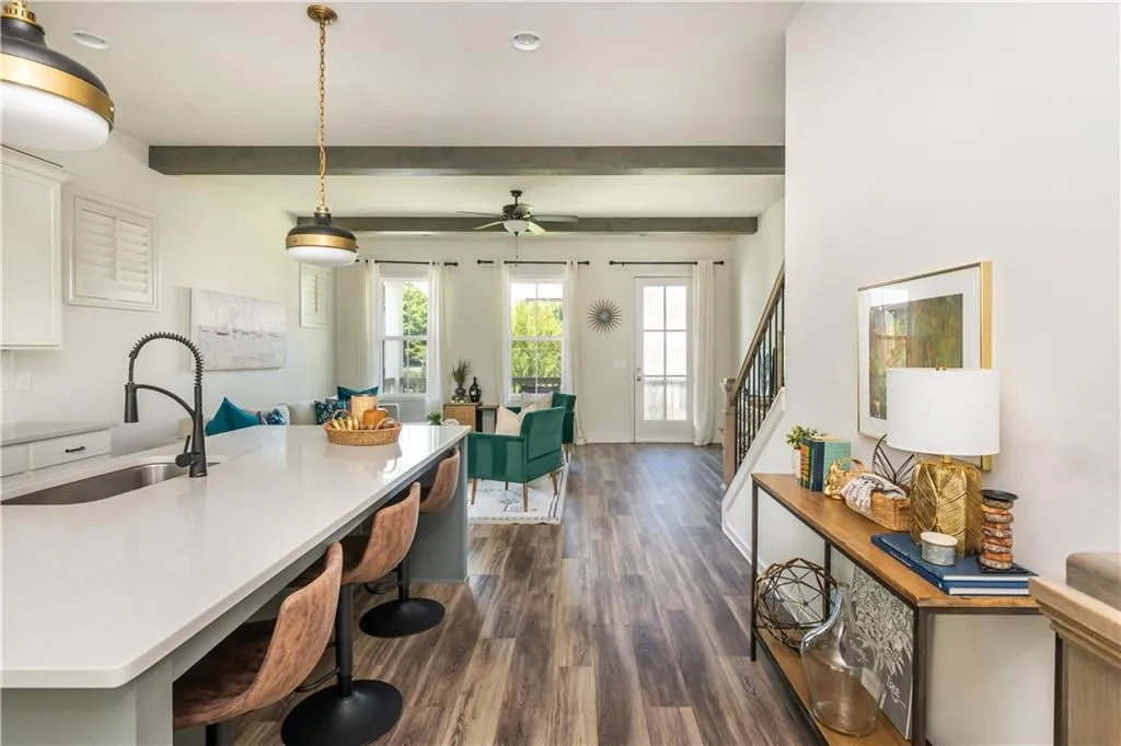 4403 Gillon Circle Se, Atlanta, Georgia 30339, 3 Bedrooms Bedrooms, ,3 BathroomsBathrooms,Residential,For Sale,4403 Gillon Circle Se,7630073