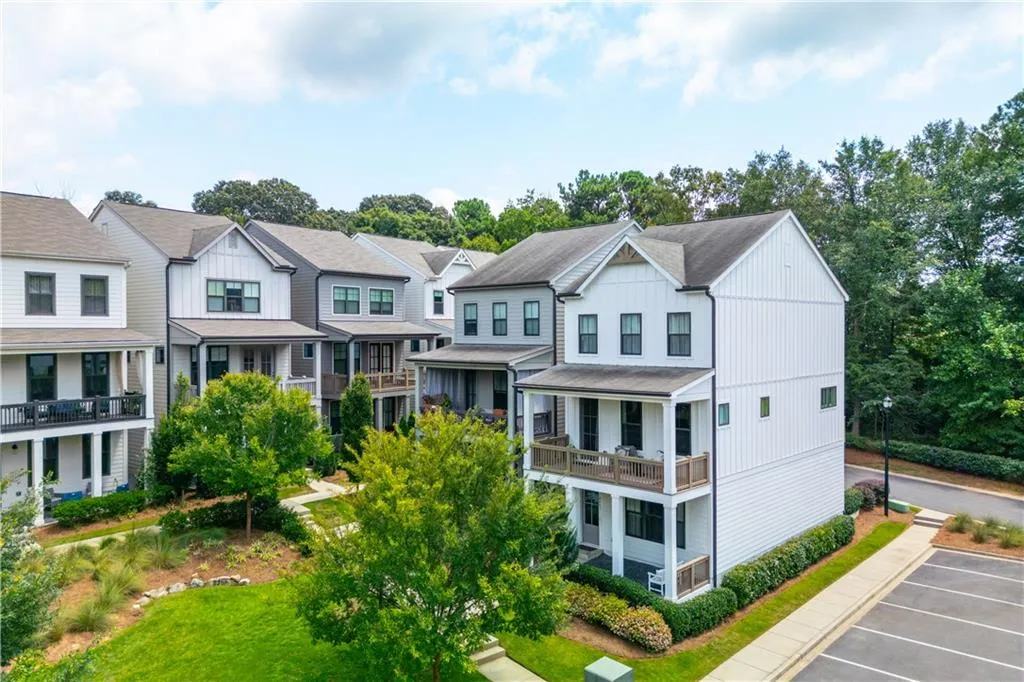 4403 Gillon Circle Se, Atlanta, Georgia 30339, 3 Bedrooms Bedrooms, ,3 BathroomsBathrooms,Residential,For Sale,4403 Gillon Circle Se,7630073