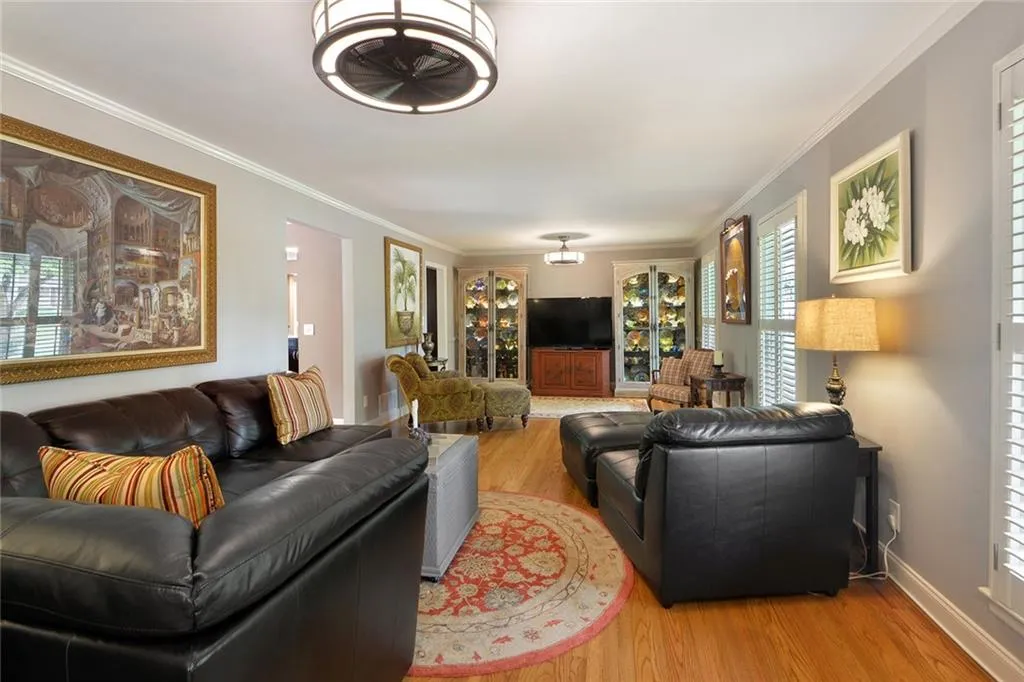 6619 Cherry Tree Lane, Atlanta, Georgia 30328, 4 Bedrooms Bedrooms, ,3 BathroomsBathrooms,Residential,Sold,6619 Cherry Tree Lane,6540696